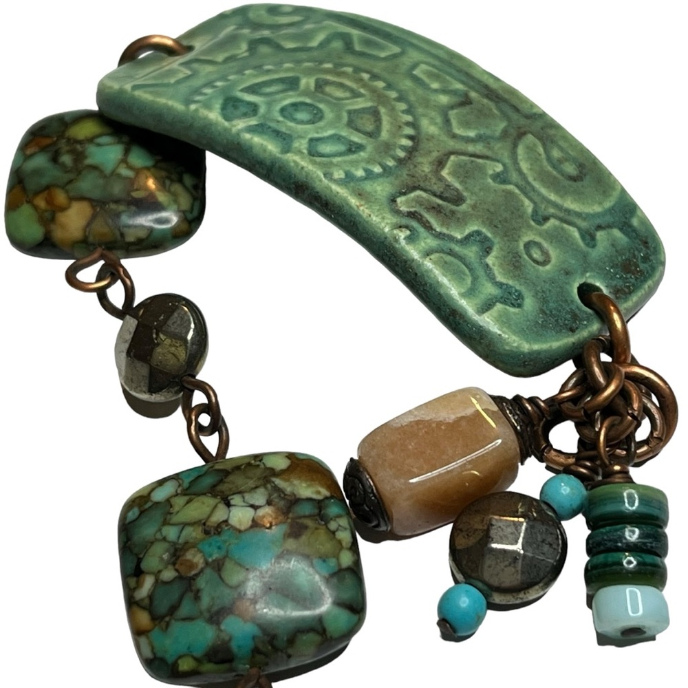 Avant Garde Crushed Turquoise/Malachite(?) Stone Chunky Steampunk Bracelet
